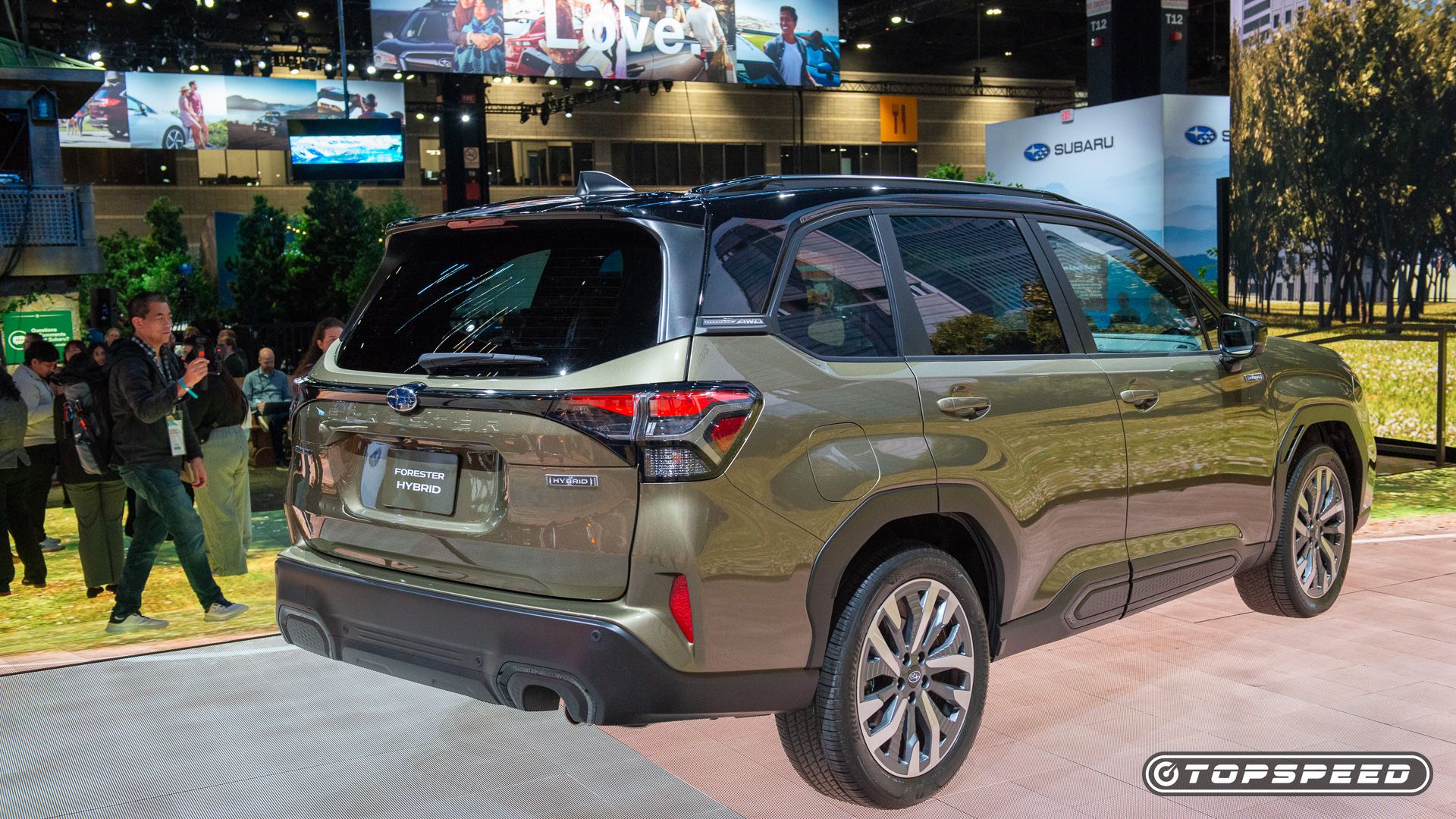 2025 Subaru Forester Hybrid global debut -05