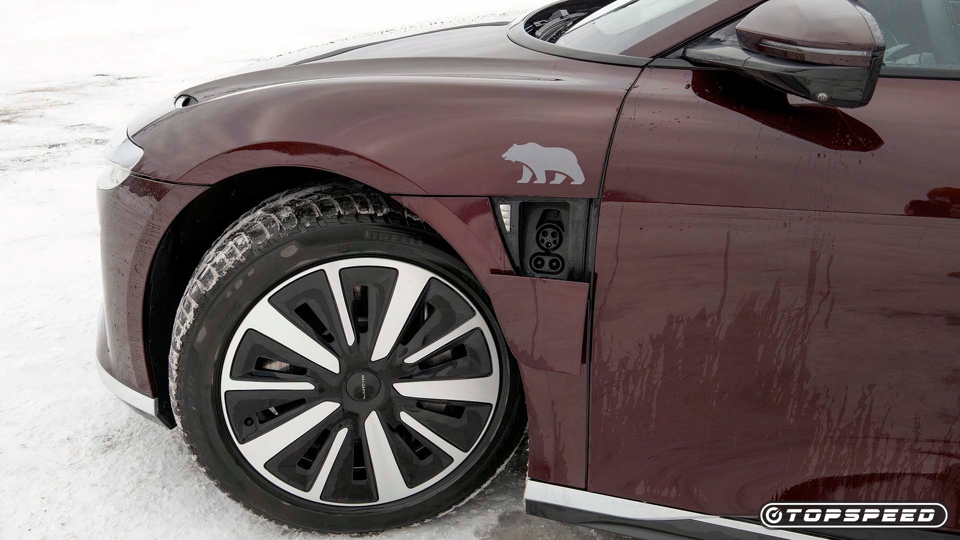 2025 Lucid Air Touring Charge Port TopSpeed