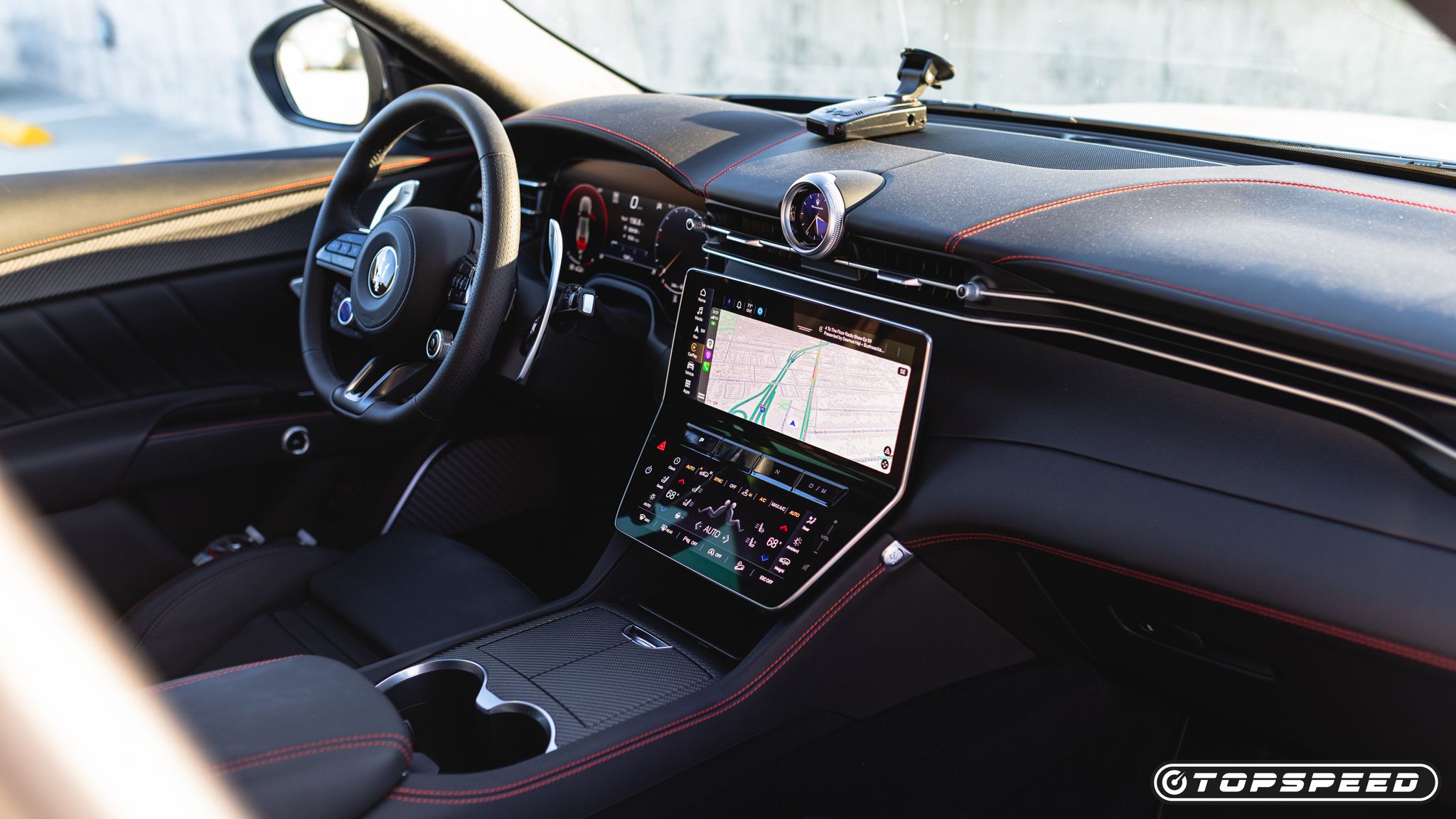2025 Maserati Grecale Trofeo interior