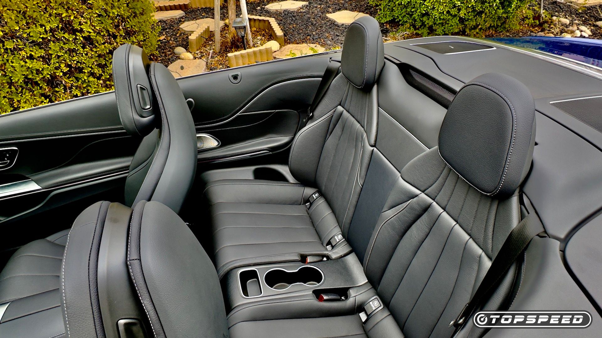 2025 mercedes-Benz CLE450 Cabriolet interior rear seats