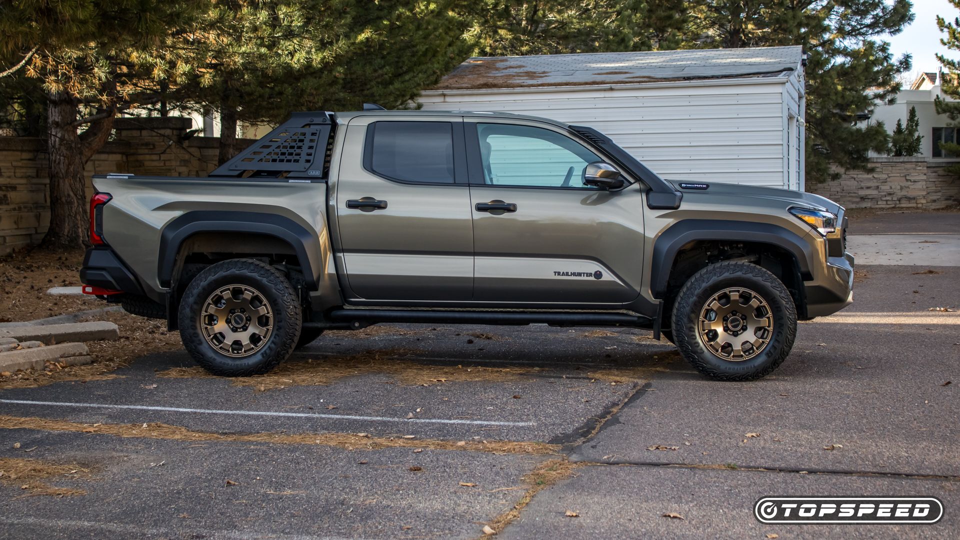 2025 Toyota Tacoma Trailhunter profile