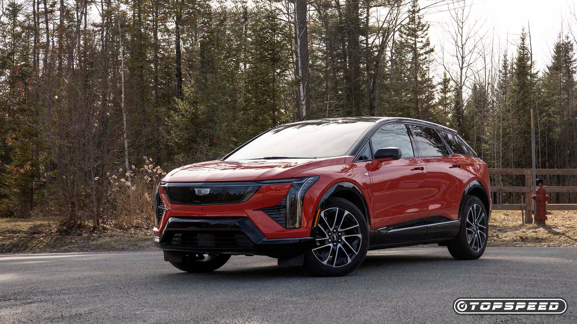 2025 Cadillac OPTIQ Front Three Quarter 1 TopSpeed