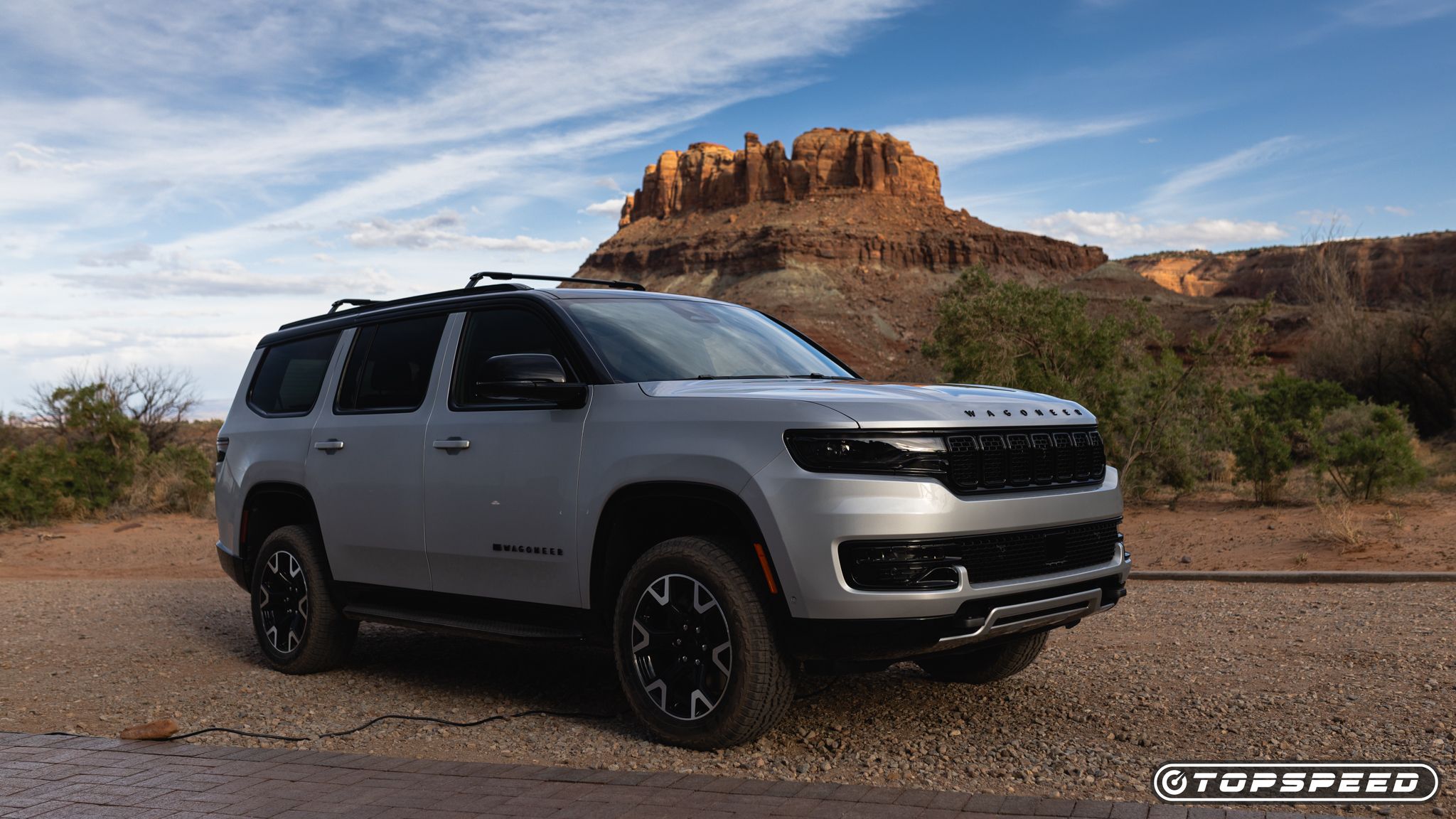 Jeep Debuts Limited-Edition, Off-Road-Capable Wagoneer Overland