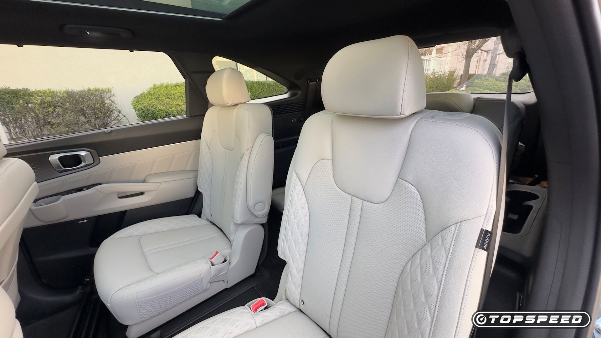 2025 Kia Sorento PHEV Interior - Second Row Seats