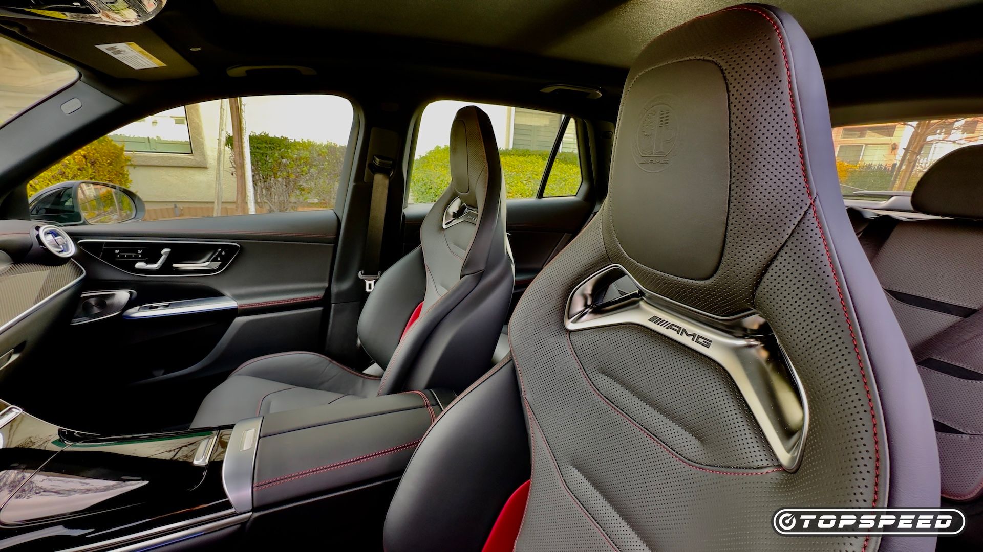 2025 Mercedes-AMG GLC63S Interior - front seats