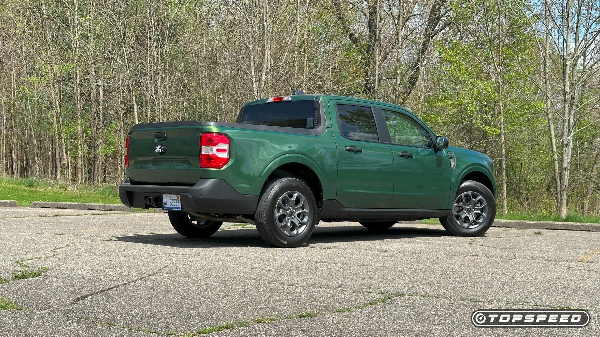 2025 Ford Maverick XLT All-Wheel Drive Hybrid Rear Three-Quarter-3
