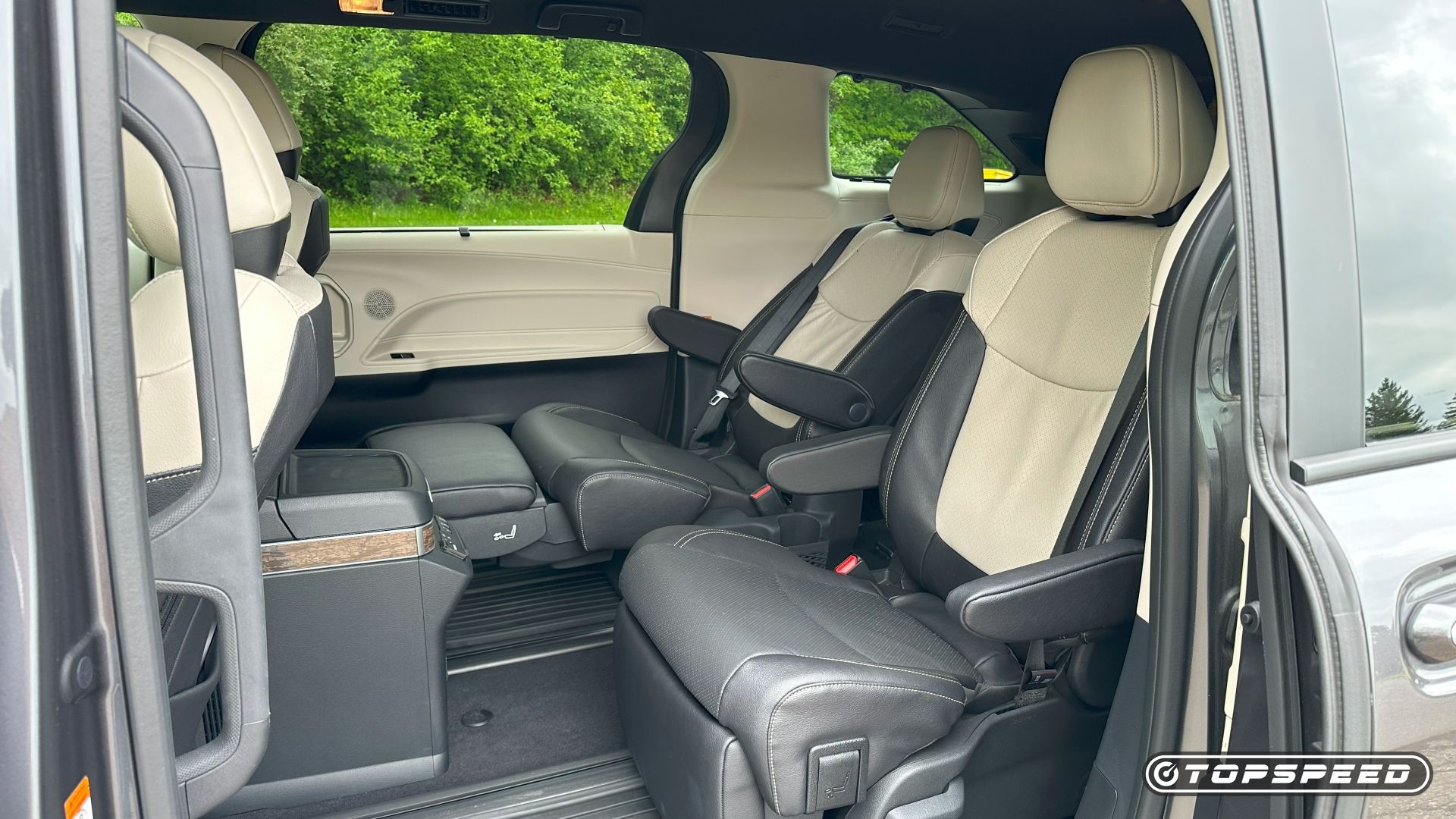 2025 Toyota Sienna Platinum All-Wheel Drive Backseat 03