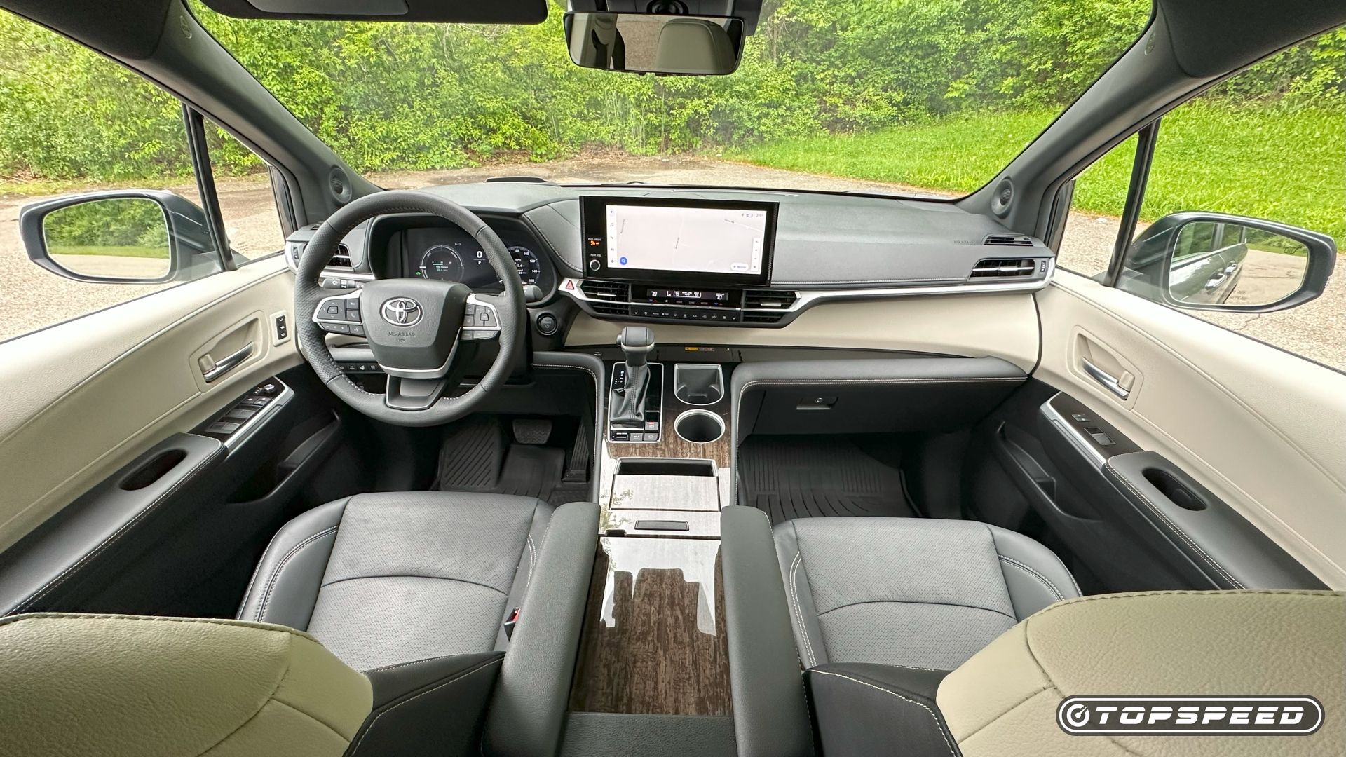 2025 Toyota Sienna Platinum All-Wheel Drive Dashboard 06