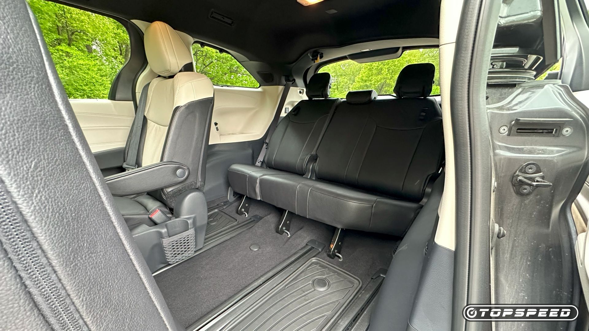 2025 Toyota Sienna Platinum All-Wheel Drive Third-Row Seat