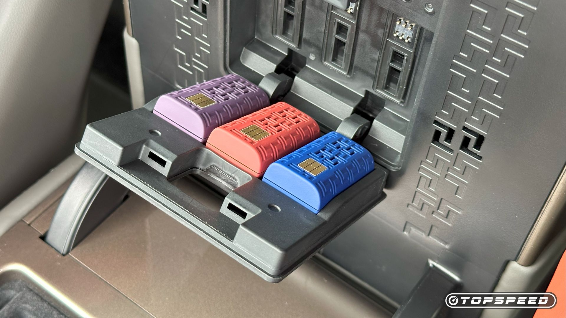 2025 Lincoln Nautilus Black Label AWD -- Perfume 03