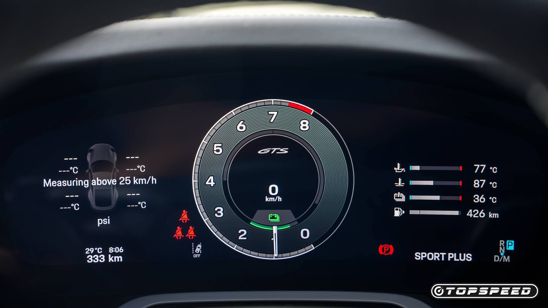 The 12.6-inch digital gauges of the 2025 Porsche 911 Carrera GTS