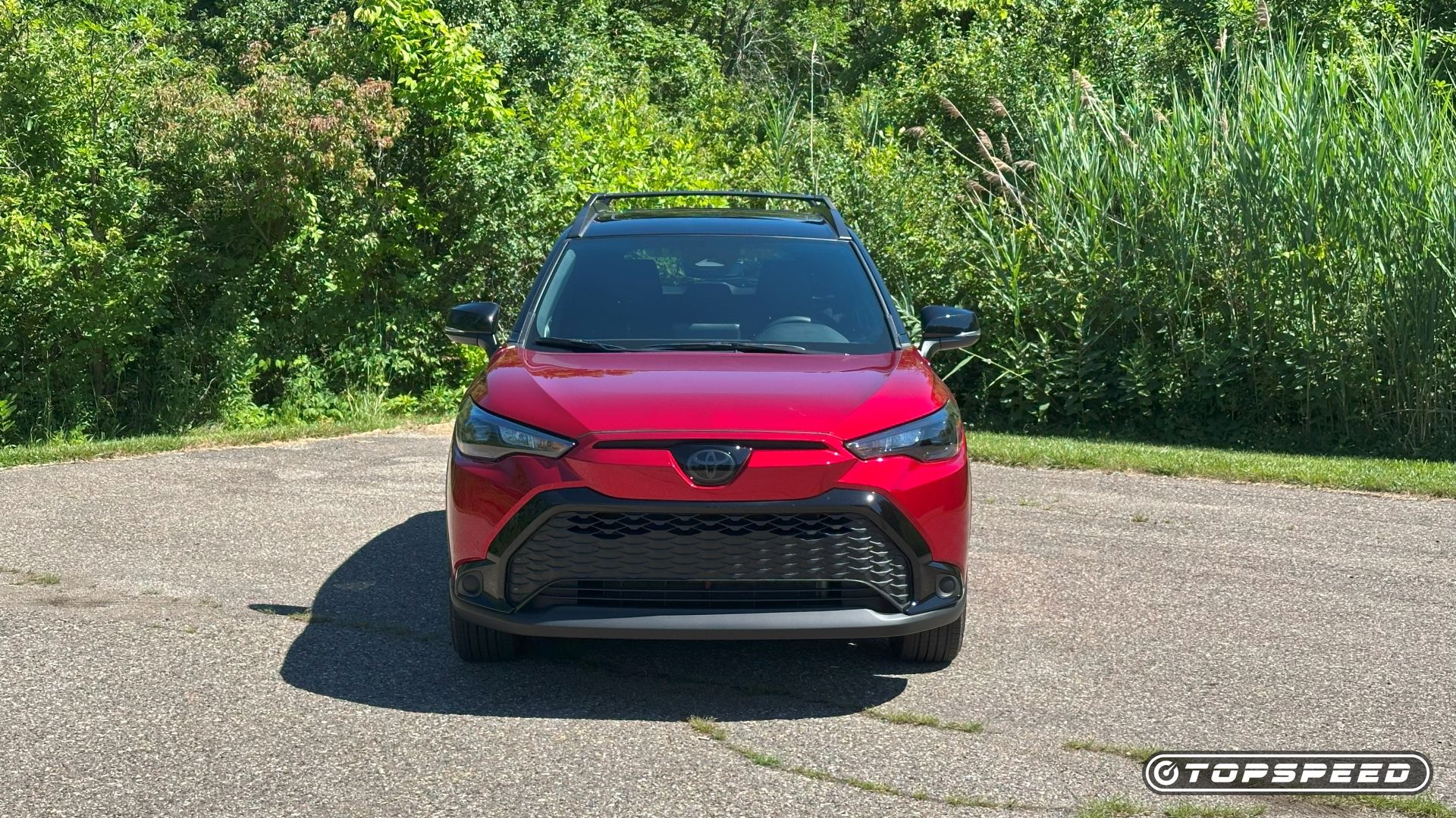 2025 Toyota Corolla Cross Hybrid Nightshade -- Front End 01