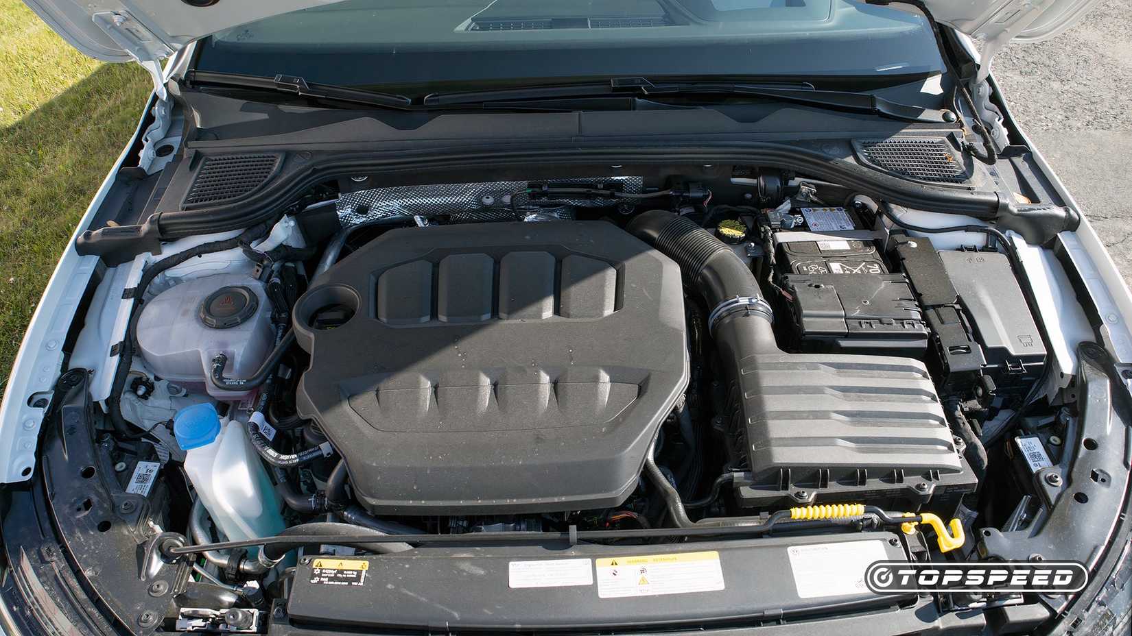 2025 Volkswagen Golf R Engine TopSpeed
