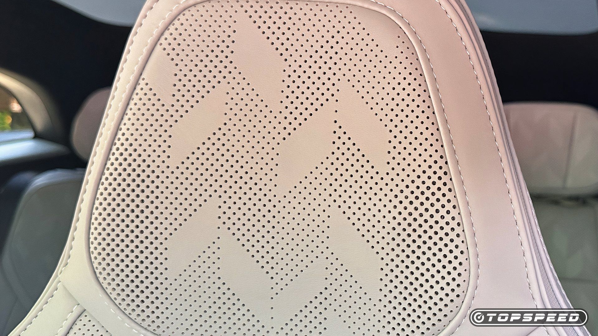 2026 Polestar 4 front headrest