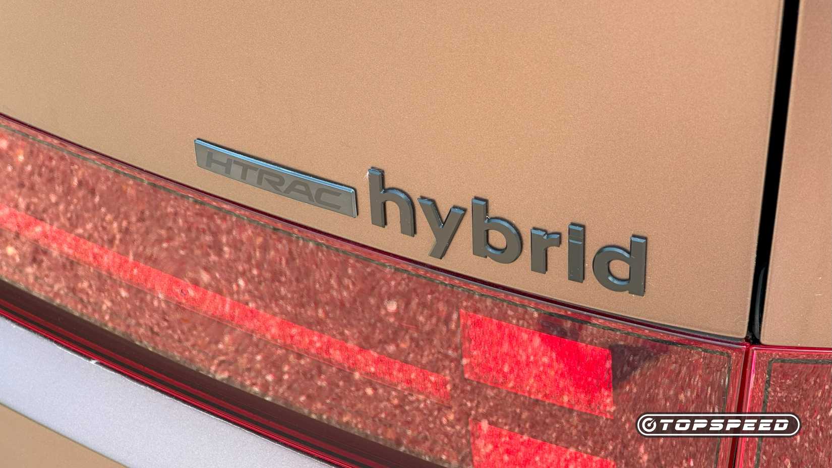 2025 Hyundai Santa Fe Hybrid -- Hybrid Badge